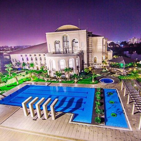 คลับ ปาไรโซ Hotel Raipur  ภายนอก รูปภาพ