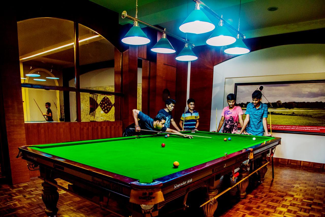 คลับ ปาไรโซ Hotel Raipur  ภายนอก รูปภาพ